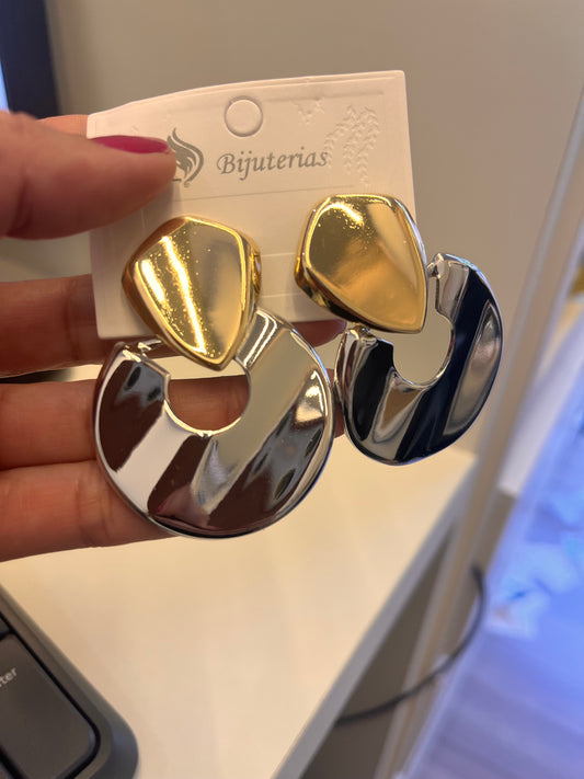BRINCO DOURADO E PRATA