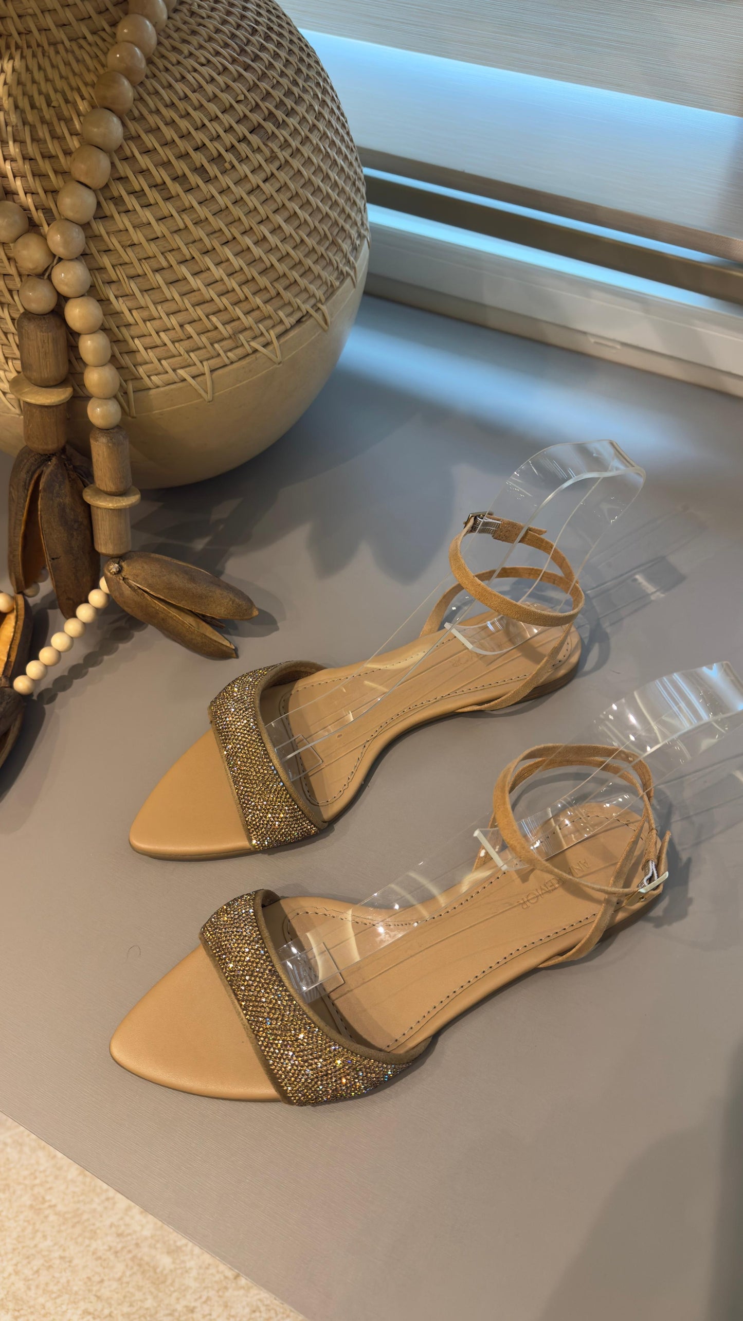 SANDÁLIA RASTEIRA LARI NUDE