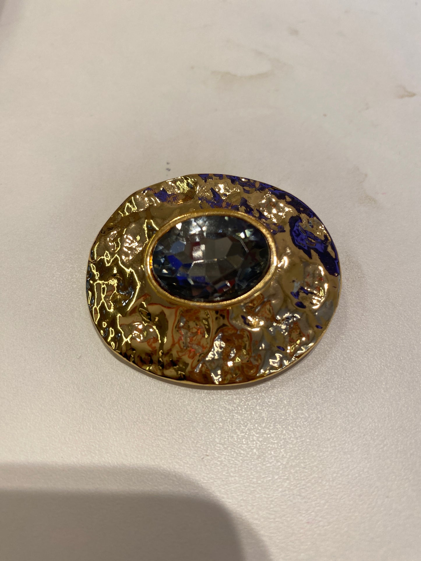 BROCHE DOURADO GEMA RÓDIO