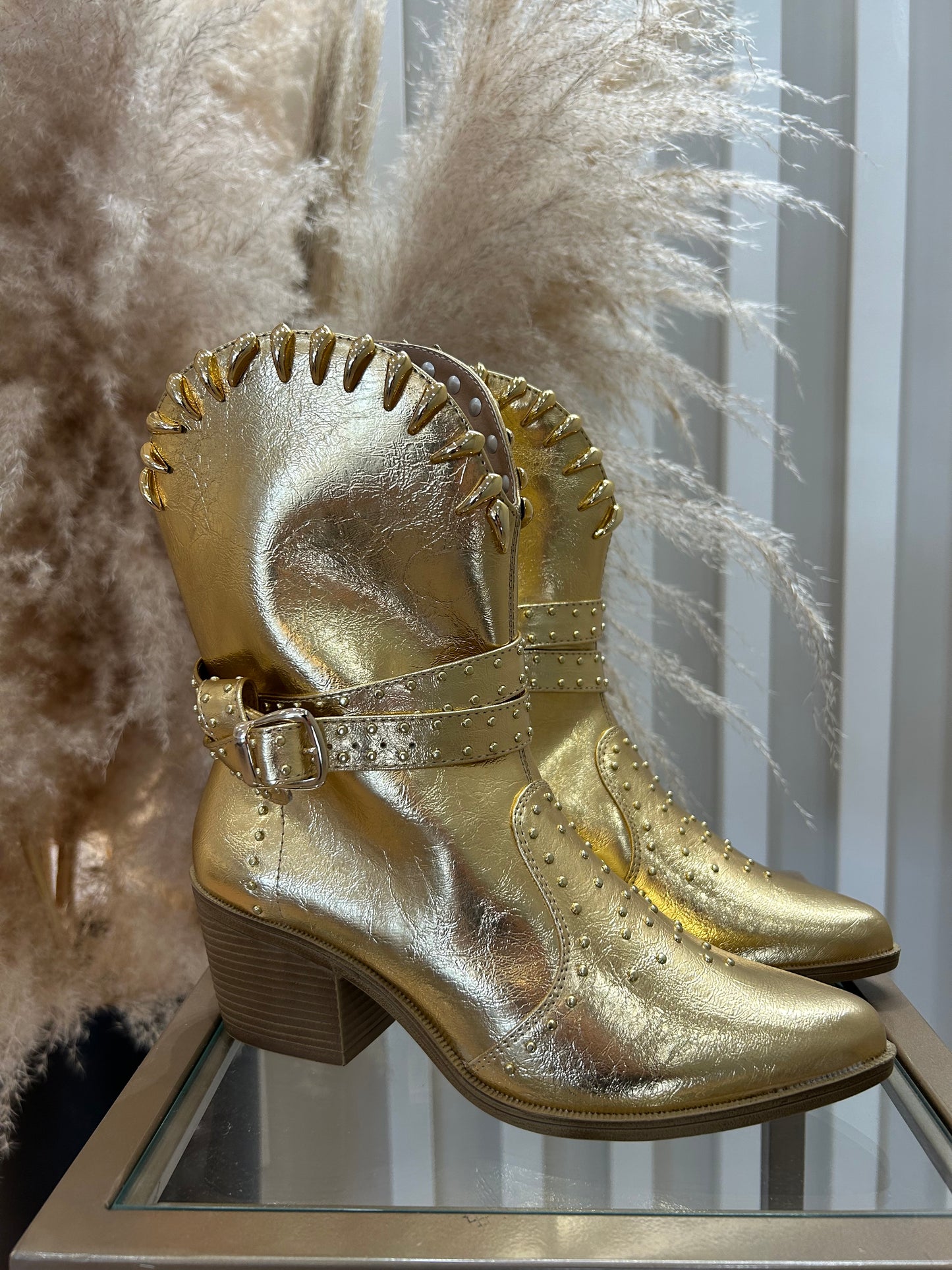 BOTA WESTERN DOURADA ANA