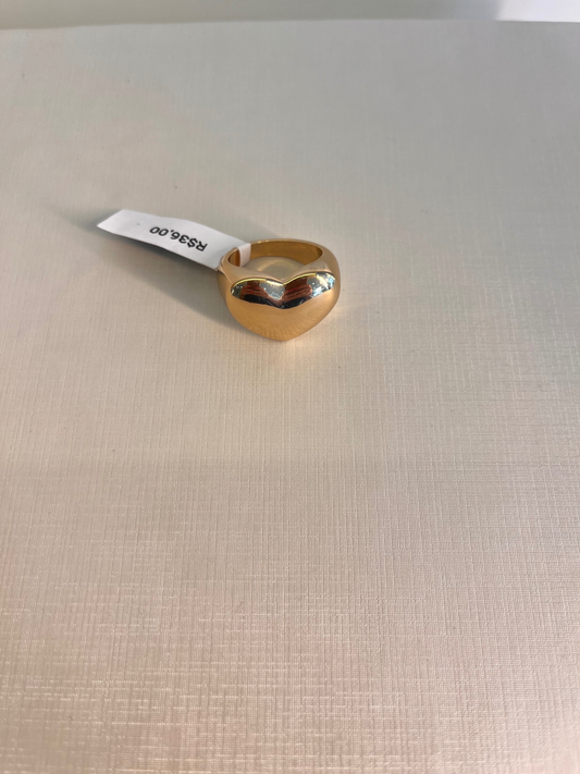 ANEL DE CORAÇÃO DOURADO