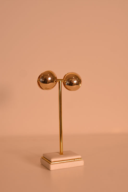BRINCO REDONDO DOURADO COM PEROLA