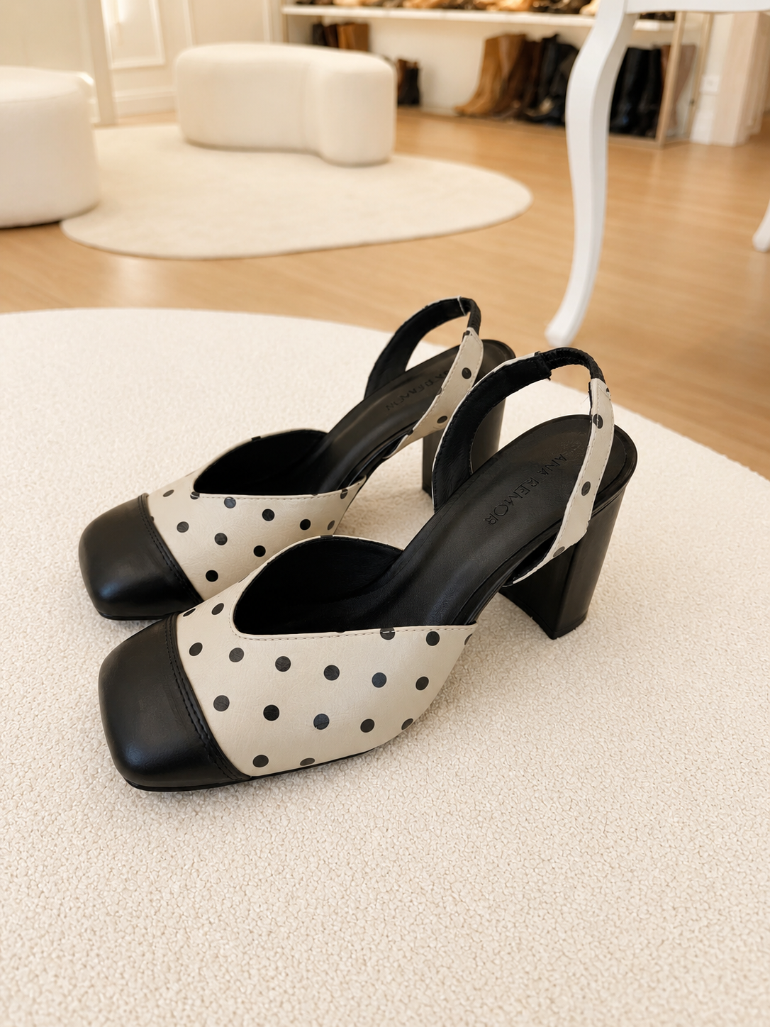 SLINGBACK REBECA POÁ