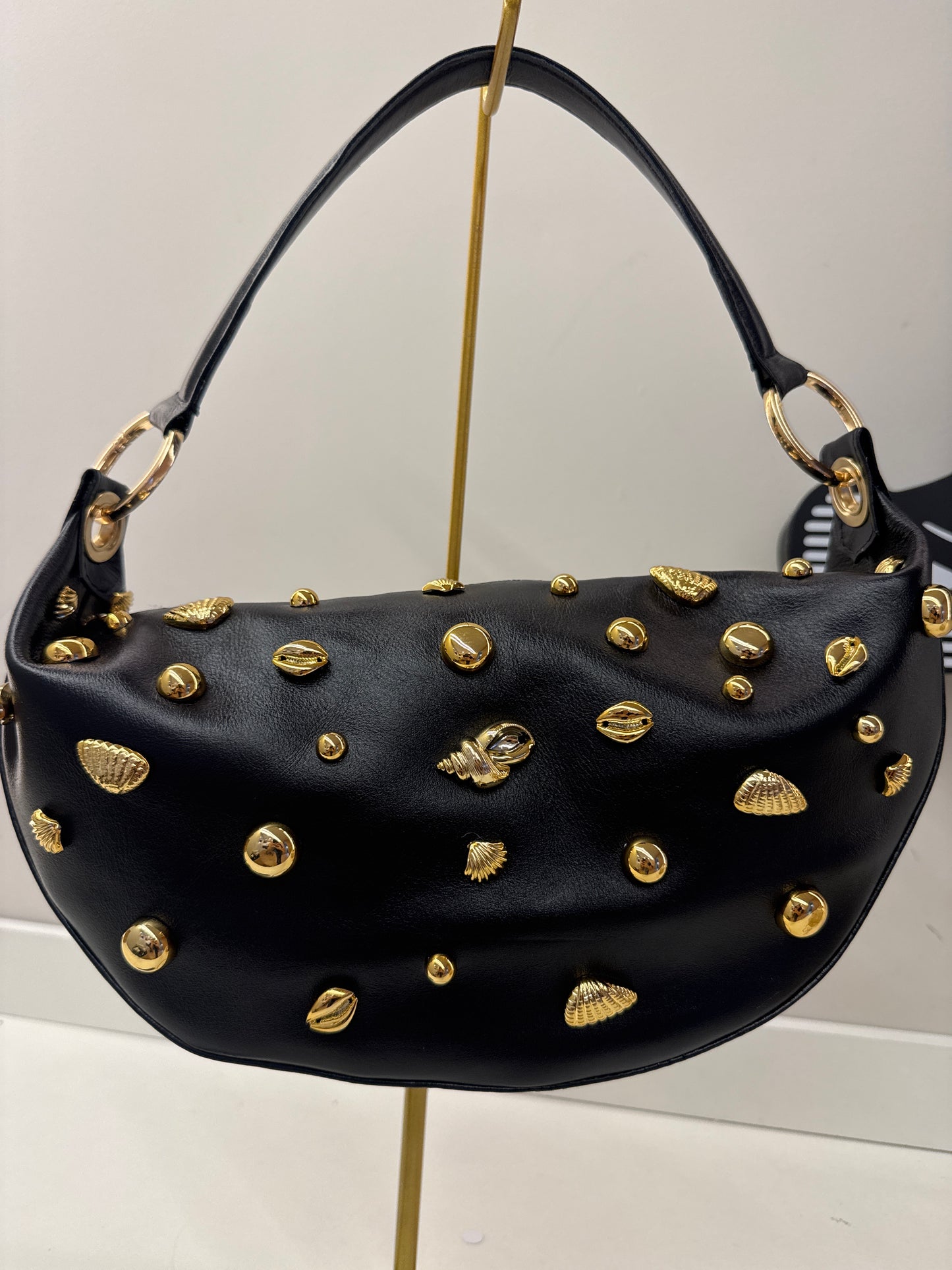BOLSA COM APLICAÇÕES PRAIANAS PRETA