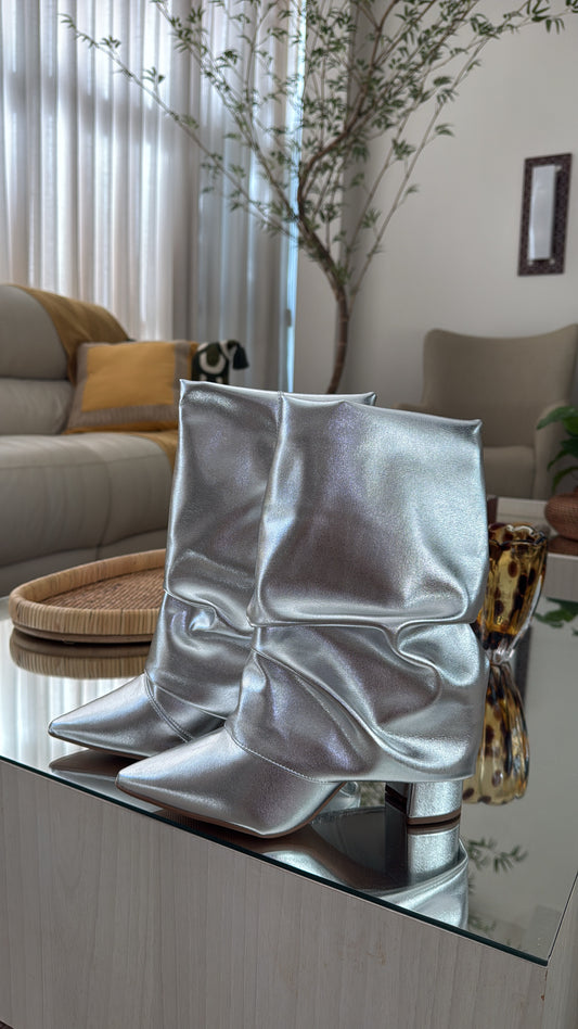 BOTA SLOUCH PRATA BIA