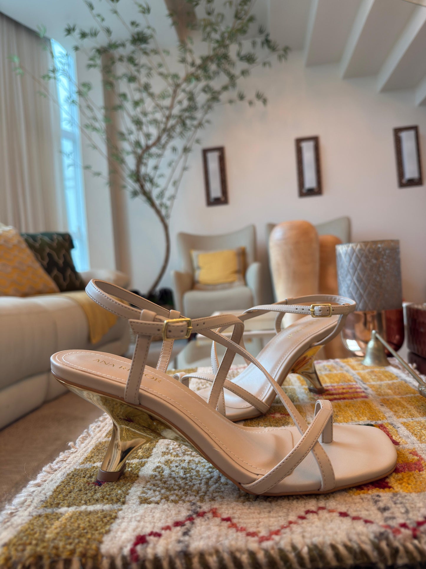 SANDÁLIA NATI OFF-WHITE