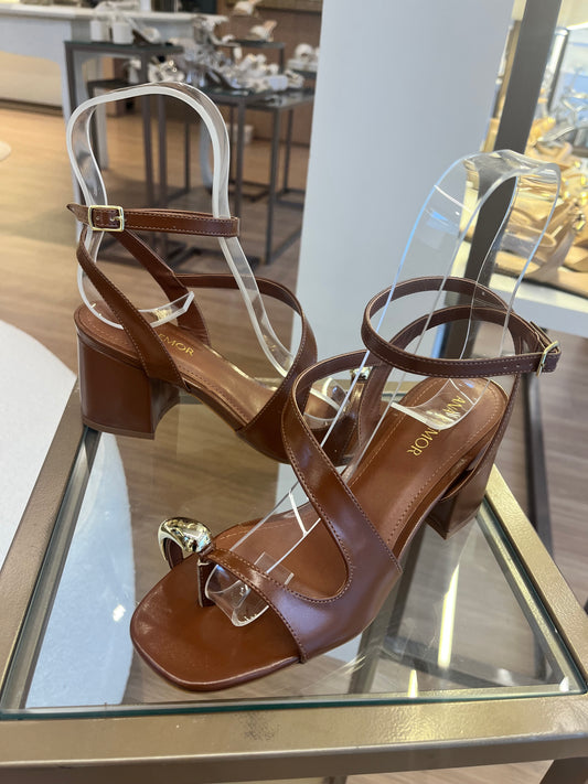 SANDÁLIA MANU CARAMELO