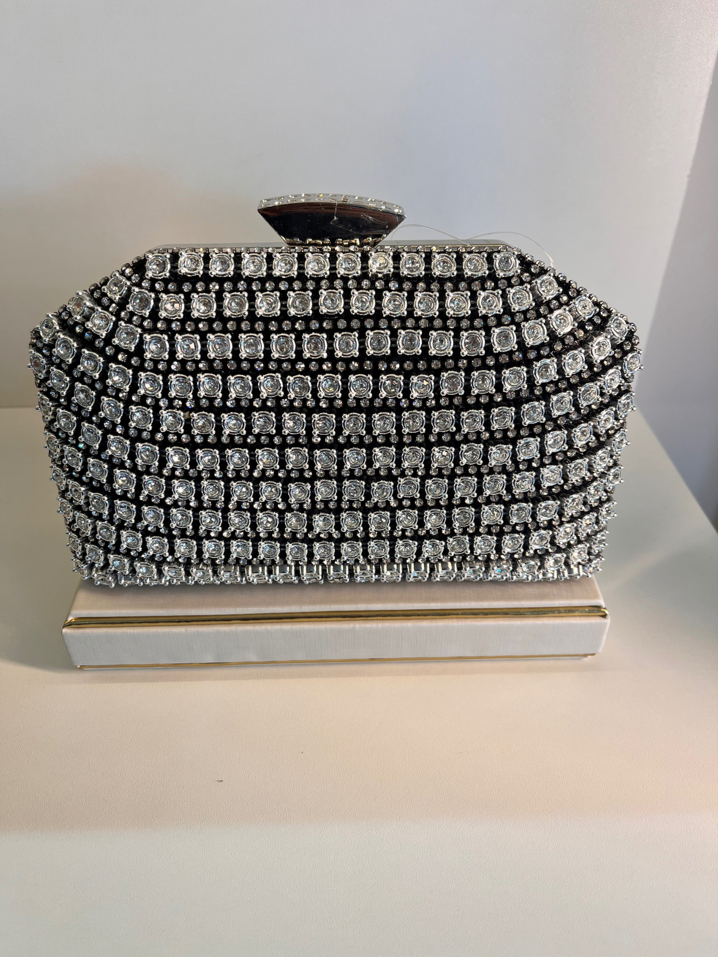BOLSA CLUTCH PRETA STRASS