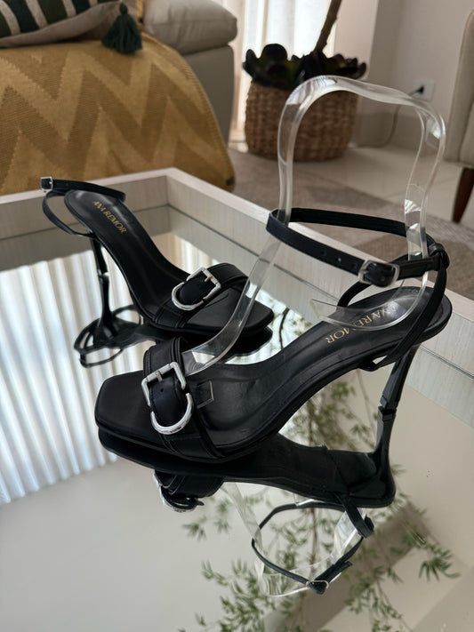 SANDALIA PRETA AMANDA