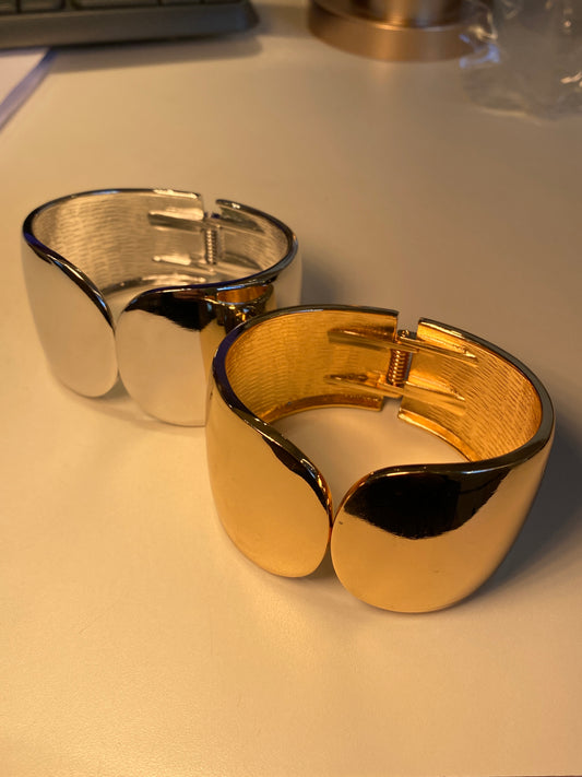 BRACELETE PRATA E DOURADO UND
