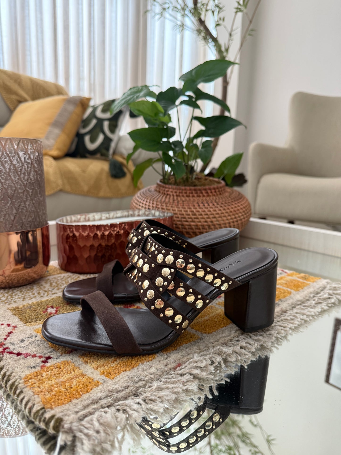 TAMANCO SILVIA CAMURÇA