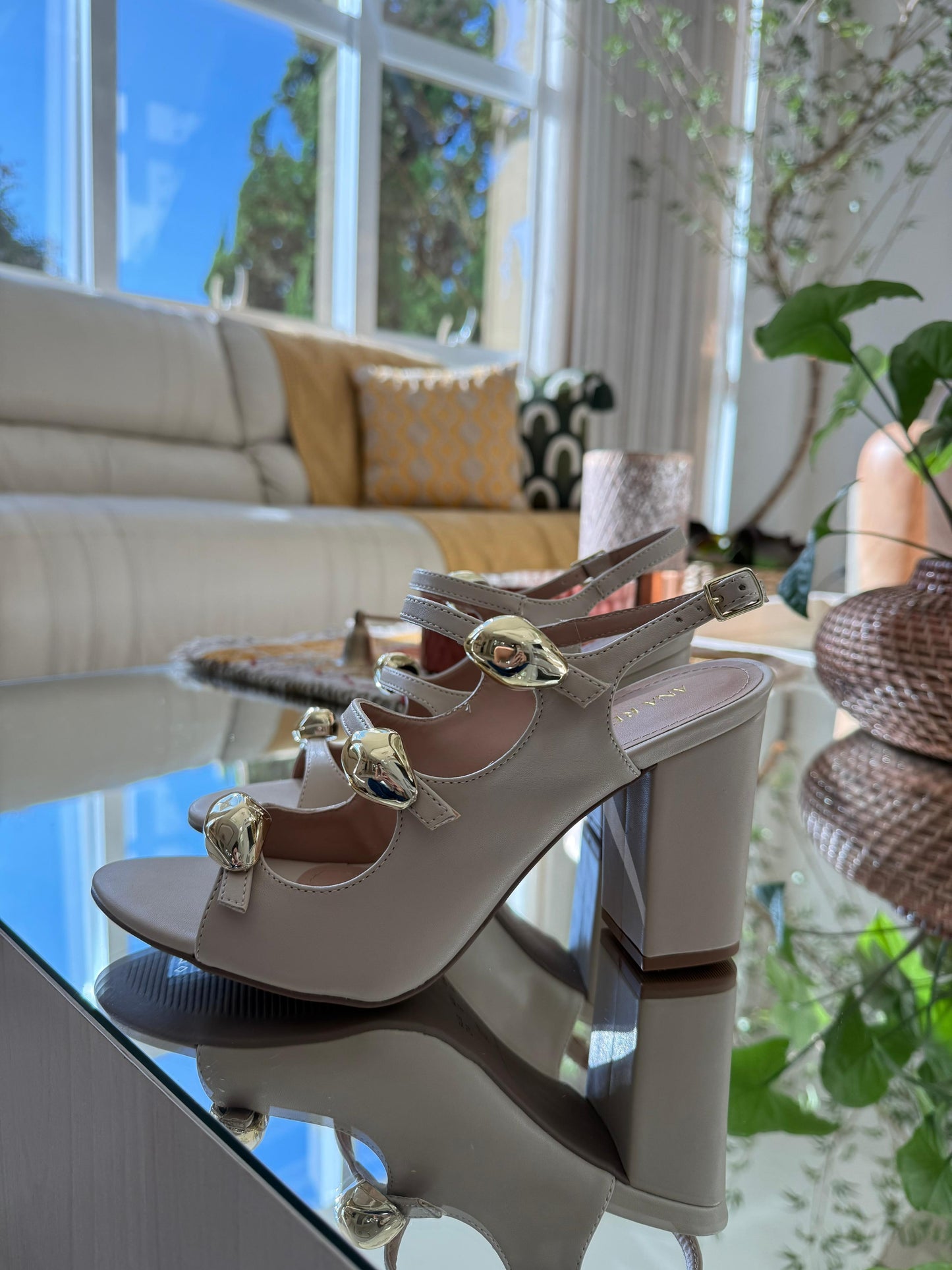 SANDALIA ALICIA OFF-WHITE