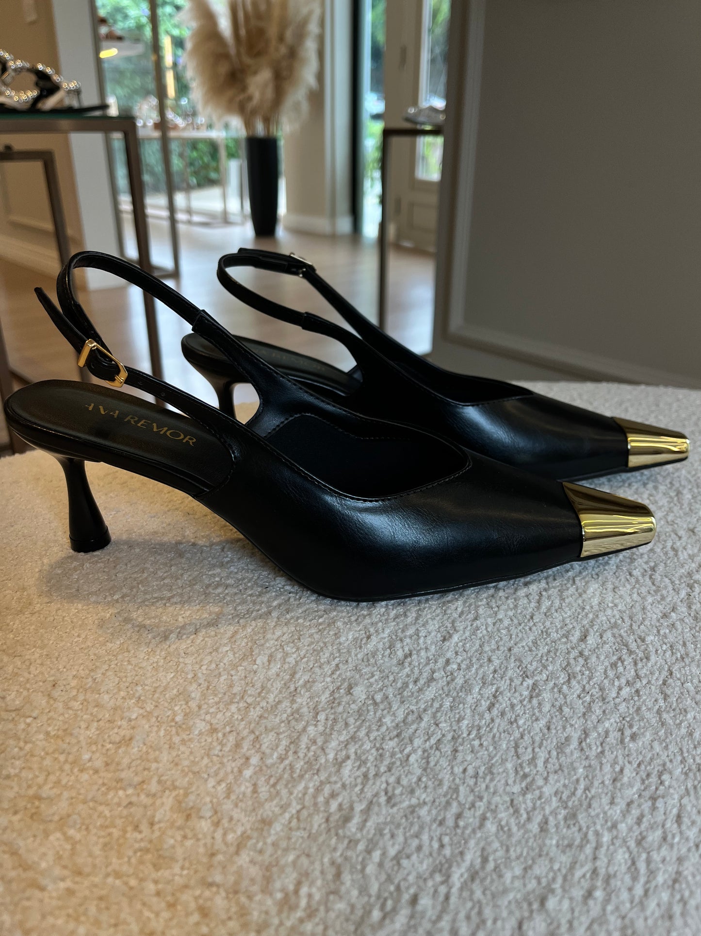 SCARPIN MIRANDA PRETO