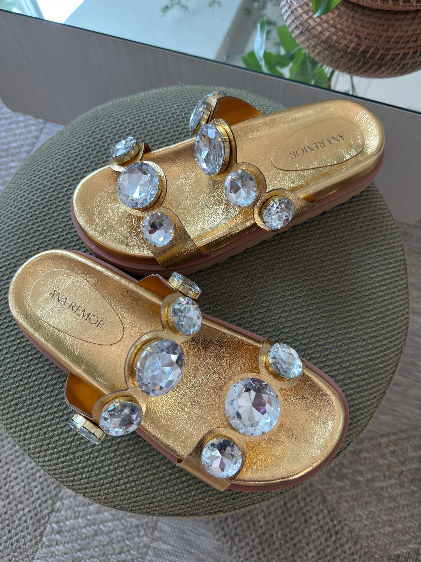 PAPETE GRAZI DOURADA