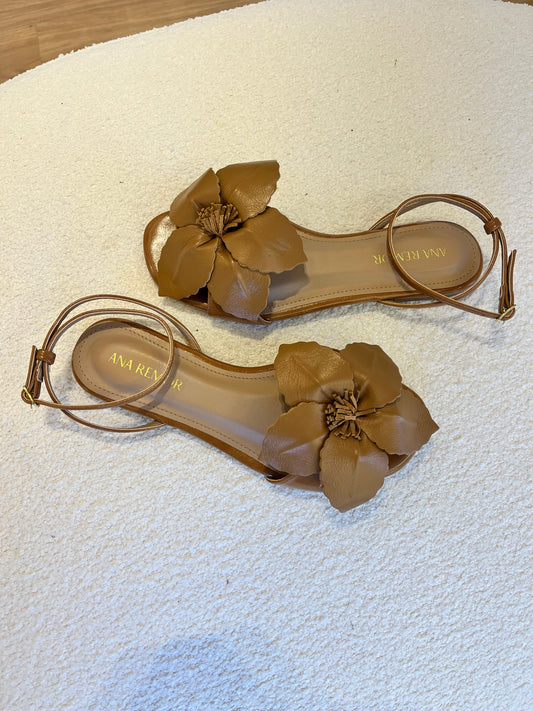 RASTEIRA BIA FLOR CARAMELO