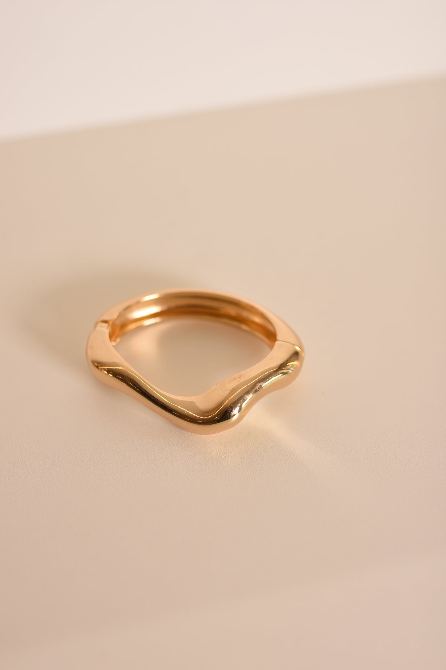 BRACELETE DOURADO ORGANICO