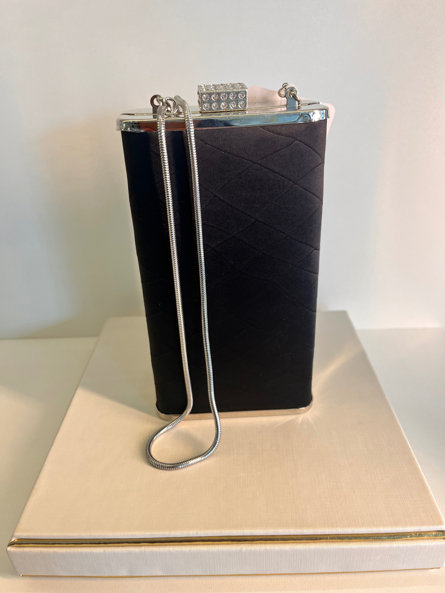 BOLSA CLUTCH PRETA