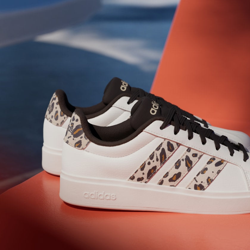 ADIDAS STREETTALK